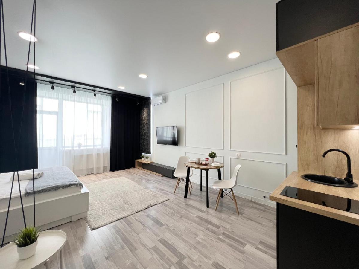 Апартаменты Lux Pavlodar Exterior foto