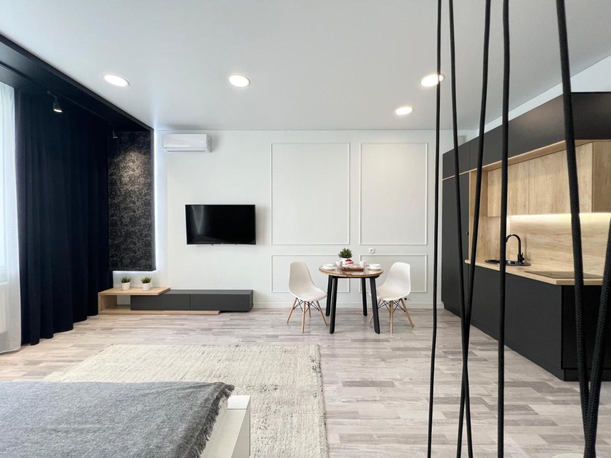 Апартаменты Lux Pavlodar Exterior foto